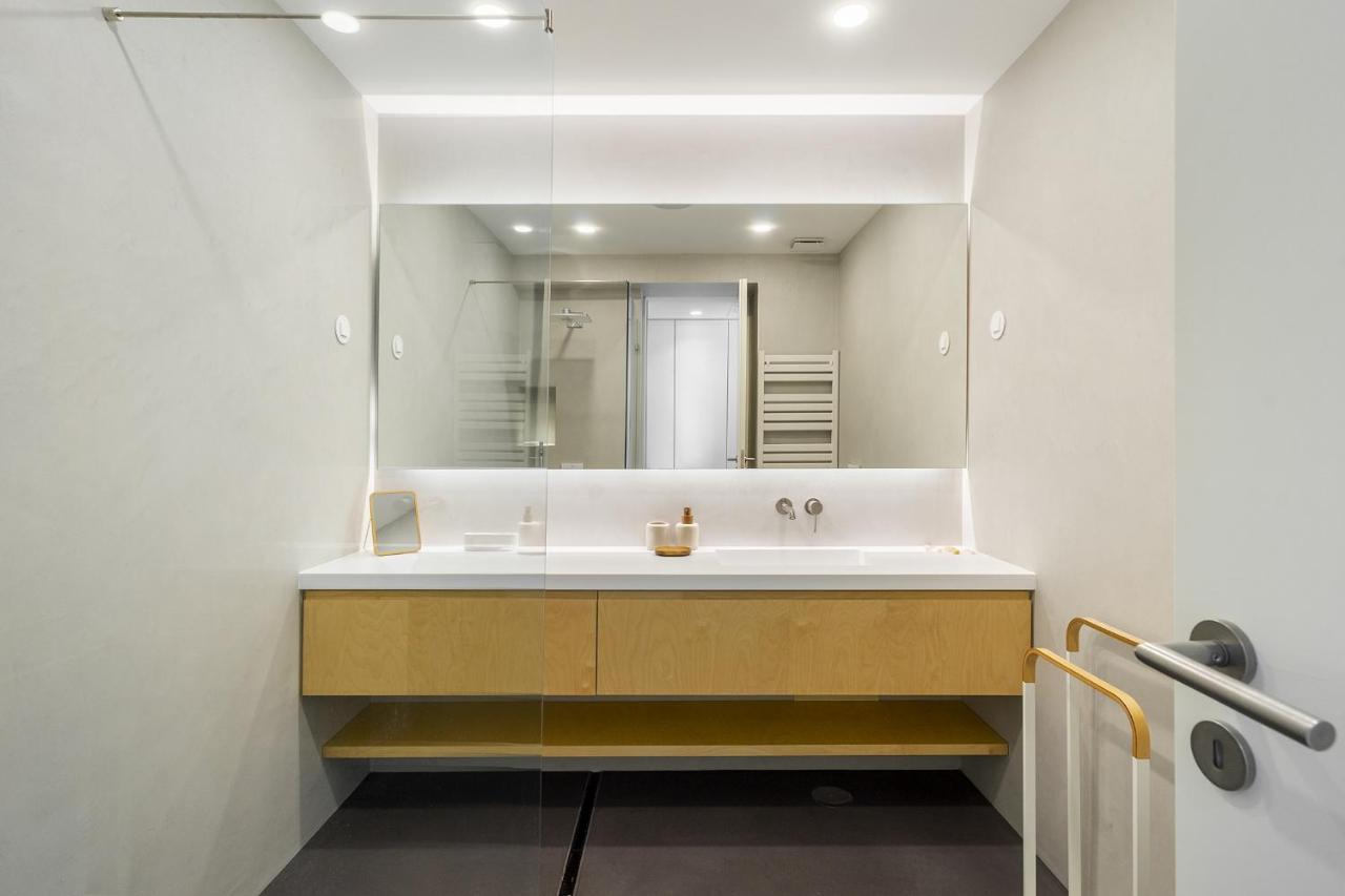 Whome Bachelor Pad In The Sky, Great For Digital Nomads & Remote Workers *