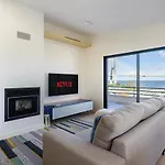 Whome Bachelor Pad In The Sky, Great For Digital Nomads & Remote Workers