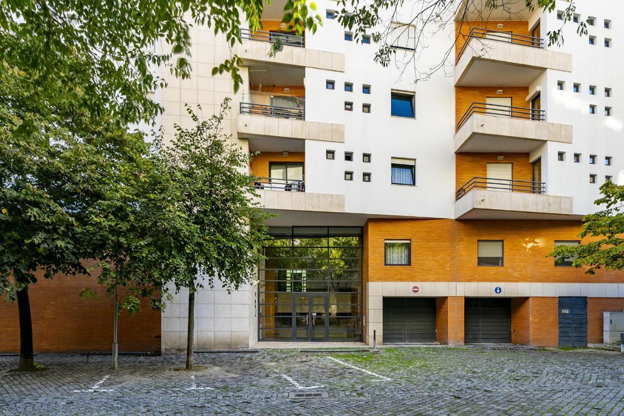 Whome Bachelor Pad In The Sky, Great For Digital Nomads & Remote Workers Apartment *